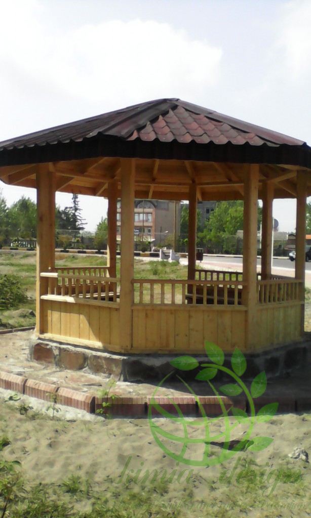 الاچیق چوبی