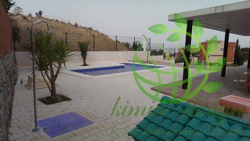 ساخت ارزان استخر