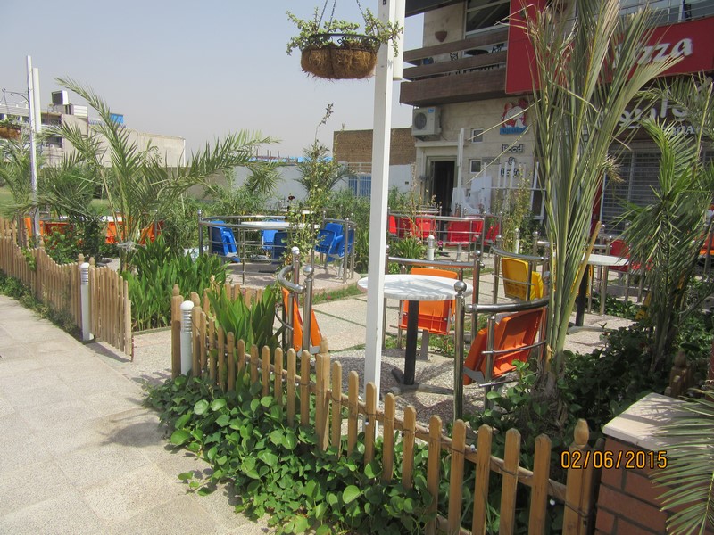 نرده و حفاظ چوبی
