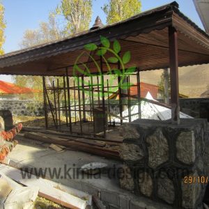 آلاچیق با پایه های سنگی
