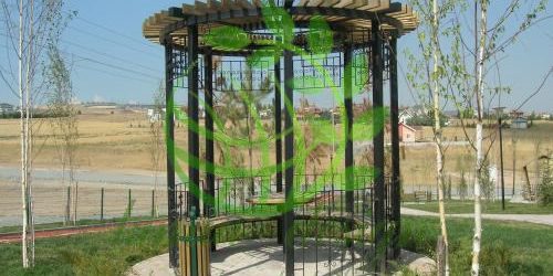 آلاچیق گنبدی فلزی کوچک
