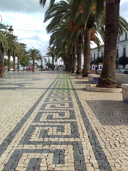سنگ فرش خیابان