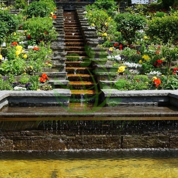 آبنمای پلکانی