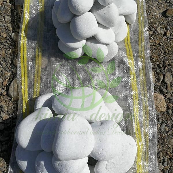 زیبا جذاب قلوه سنگ رودخانه ای